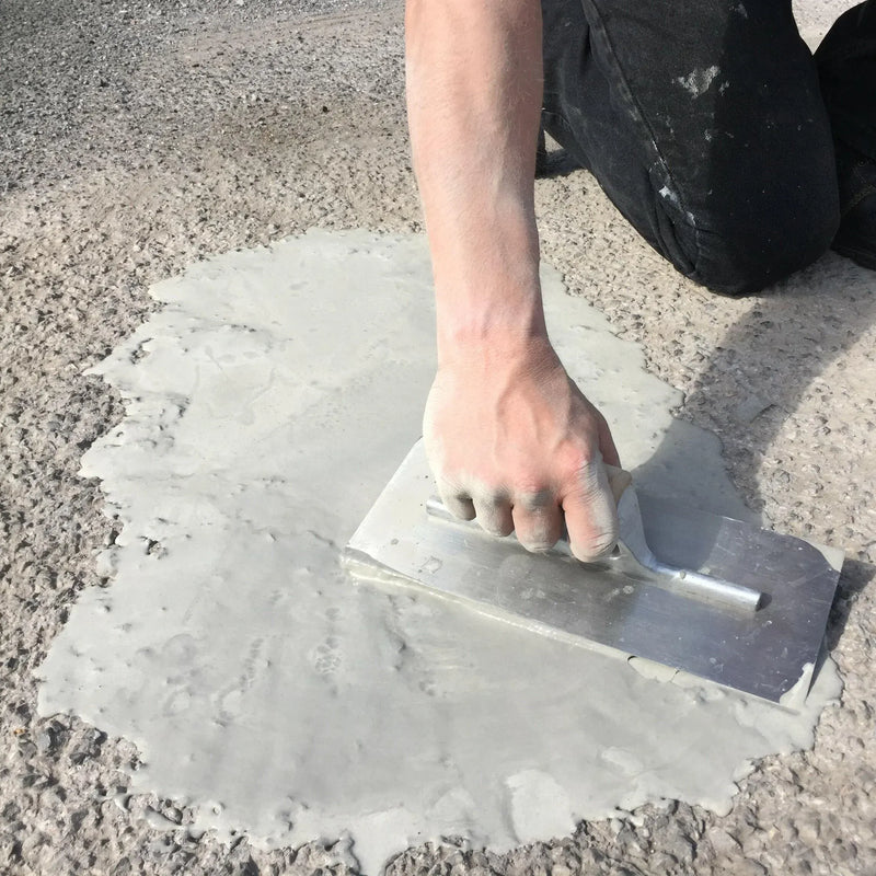 FastPatch Concrete Patch Repair – Fast Setting Pourable Concrete Repair (10kg) 🛠️