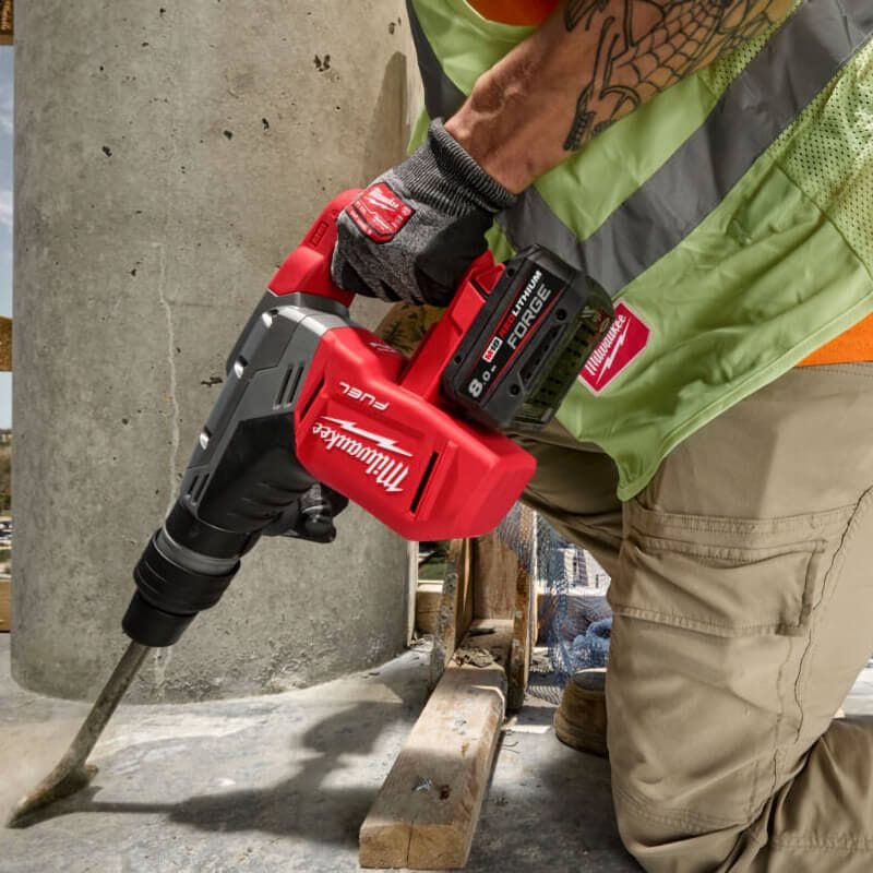 Milwaukee M18FB8 M18 8.0Ah Forge Red Lithium-Ion Battery